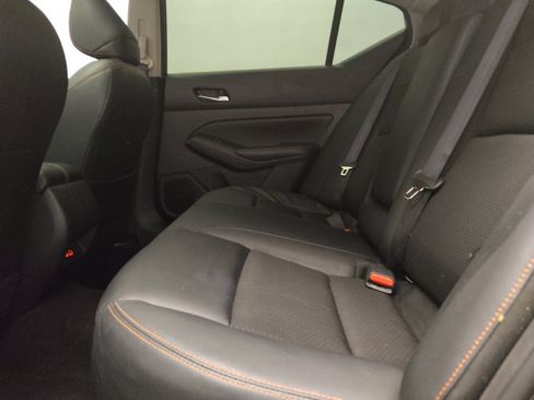 Used 2022 Nissan Altima 2.5 SR w/ Midnight Edition Package FWD image 18