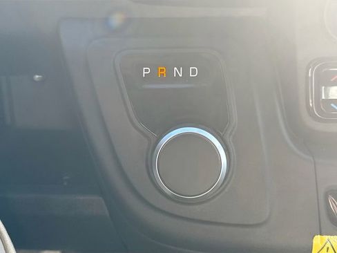 Used 2024 RAM ProMaster 3500 image 17