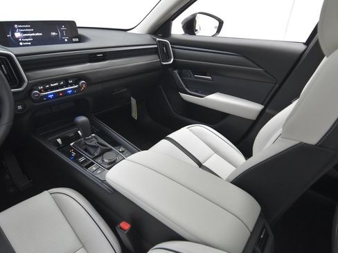 New 2026 MAZDA CX-50 AWD 2.5 S w/ Cargo Package image 23