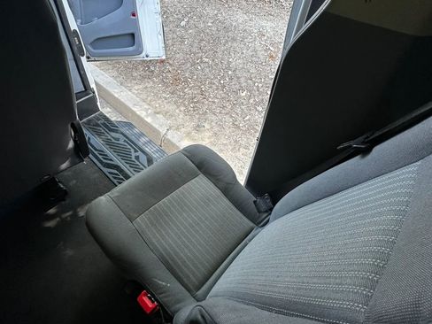 Used 2018 Ford Transit 350 XLT RWD image 34