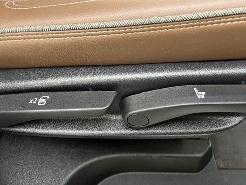 Used 2022 Chevrolet Tahoe High Country image 19