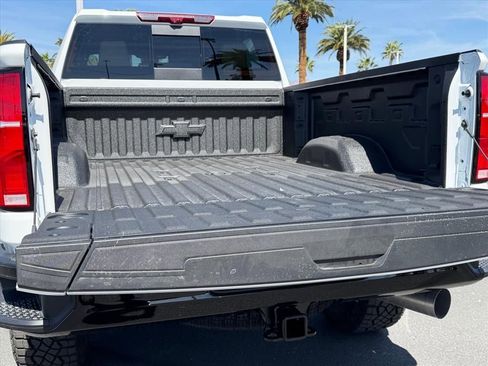 New 2026 Chevrolet Silverado 2500 ZR2 w/ LPO, Dark Essentials Package image 8