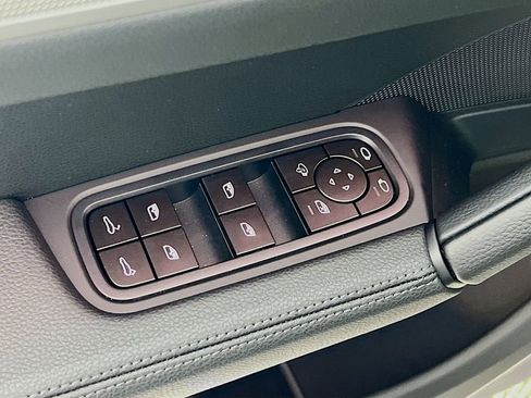 New 2026 Porsche Cayenne Coupe image 20