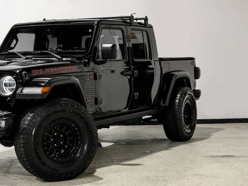 Used 2020 Jeep Gladiator Rubicon w/ Dual Top Group AWD/4WD image 13