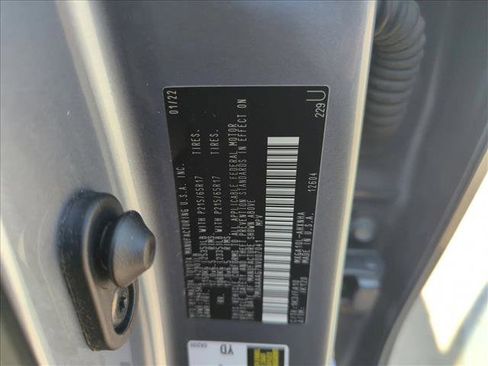 Certified 2022 Toyota Corolla Cross L image 24