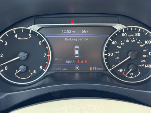Used 2024 Nissan Altima 2.5 SV FWD image 23