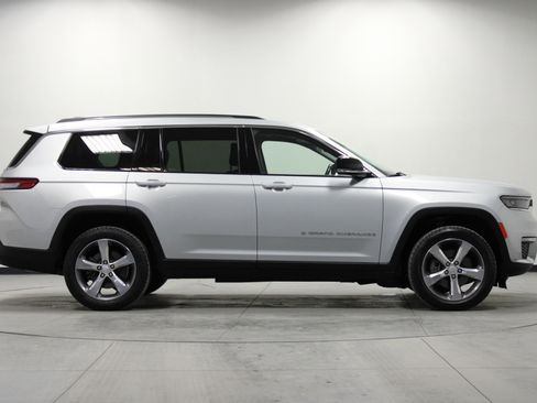 Used 2021 Jeep Grand Cherokee L Limited w/ Trailer Tow Group (B) image 3