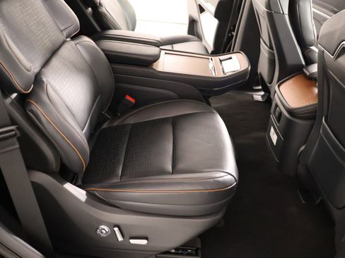 New 2026 Lincoln Navigator Black Label AWD/4WD image 15