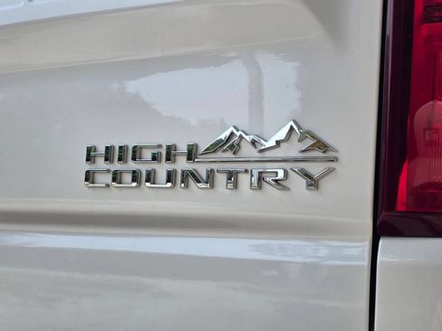 Used 2024 Chevrolet Silverado 1500 High Country AWD/4WD image 29