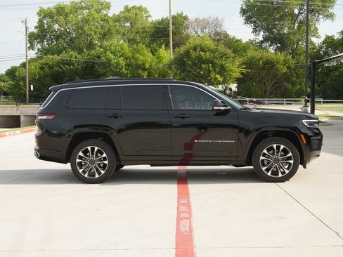 Used 2024 Jeep Grand Cherokee L Overland AWD/4WD image 6
