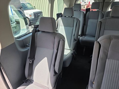 Used 2019 Ford Transit 350 XLT RWD image 13