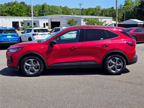 Used 2025 Ford Escape ST-Line w/ Tech Pack #1 FWD image 14