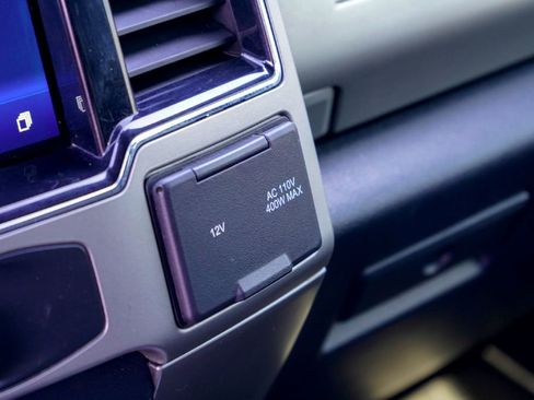 Used 2022 Ford F350 Lariat w/ Lariat Value Package image 23