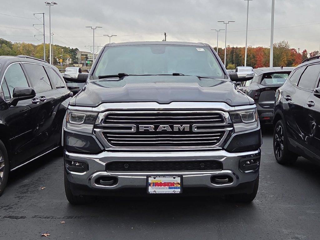 Used 2019 RAM 1500 Laramie AWD/4WD image 3