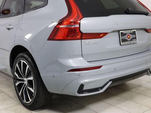 Used 2025 Volvo XC60 B5 Plus AWD/4WD image 46