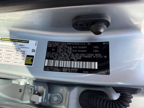 Used 2023 Toyota Corolla Cross LE AWD/4WD image 29