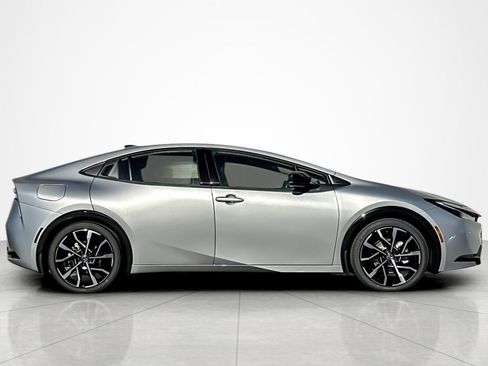 New 2026 Toyota Prius Plug-In Hybrid image 6