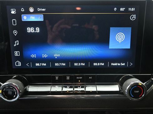 Certified 2024 Chevrolet Colorado Trail Boss w/ Advanced Trailering Package image 17