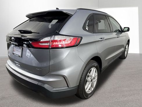 Used 2023 Ford Edge SE image 34