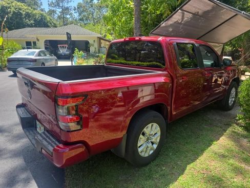 Certified 2023 Nissan Frontier SV w/ Tow Package RWD image 3