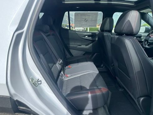 New 2026 Chevrolet Equinox RS w/ Convenience Package III AWD/4WD image 15