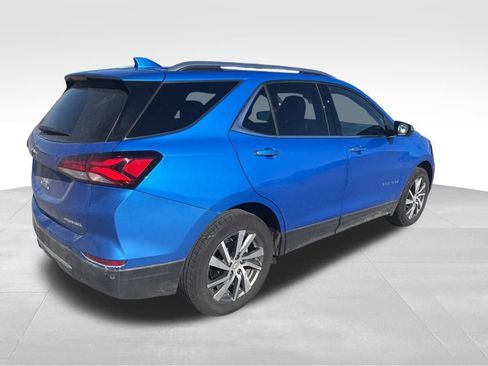 Used 2024 Chevrolet Equinox Premier image 6