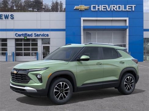 New 2026 Chevrolet TrailBlazer LT w/ LPO, Blackout Package image 2