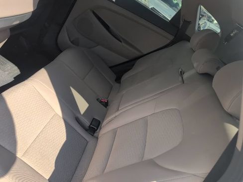 Used 2019 Hyundai Tucson SE AWD/4WD image 11