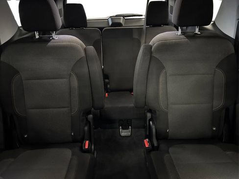 Used 2019 Chevrolet Traverse LT image 20