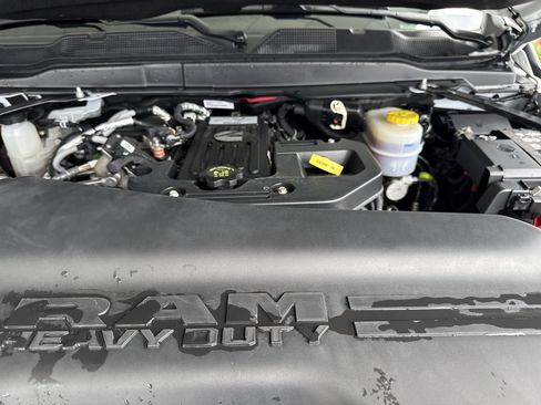 Used 2025 RAM 2500 Big Horn AWD/4WD image 32