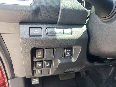 Certified 2024 Nissan Frontier SV w/ SV Convenience Package AWD/4WD image 27