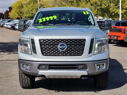 Used 2017 Nissan Titan PRO-4X w/ Pro-4x Convenience Package image 9