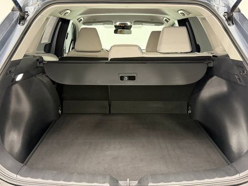 Used 2023 Toyota Corolla Cross L image 25