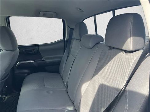 Certified 2021 Toyota Tacoma SR5 image 19