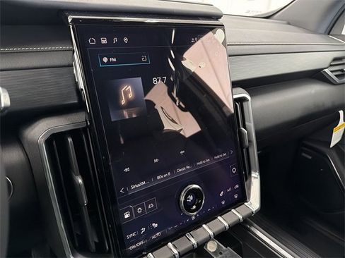 New 2026 GMC Acadia Elevation w/ Elevation Premium Package image 27