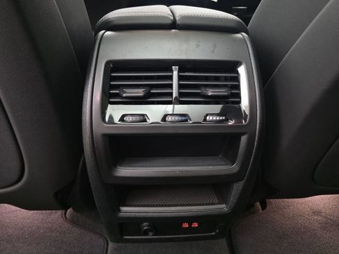 Used 2026 BMW X5 xDrive40i w/ M Sport Package AWD/4WD image 26