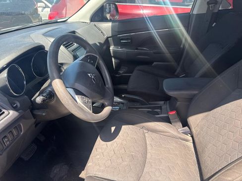 Used 2021 Mitsubishi Outlander Sport LE FWD image 9