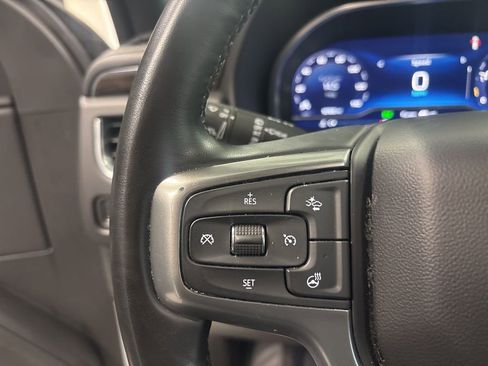 Used 2023 Chevrolet Suburban Premier AWD/4WD image 20