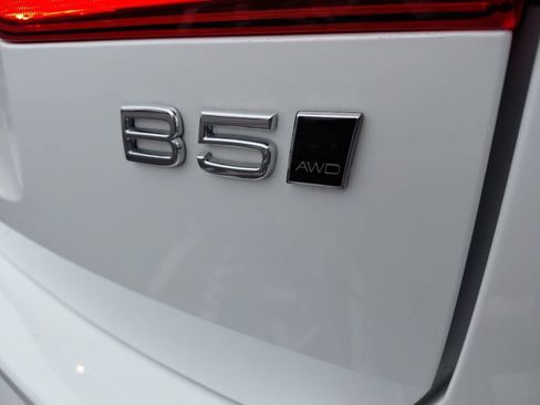 Used 2022 Volvo XC60 B5 Inscription w/ Advanced Package image 12