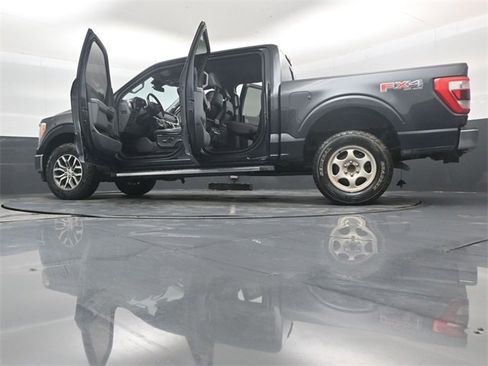 Used 2021 Ford F150 Lariat w/ FX4 Off-Road Package image 52