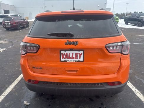 New 2026 Jeep Compass Latitude image 21