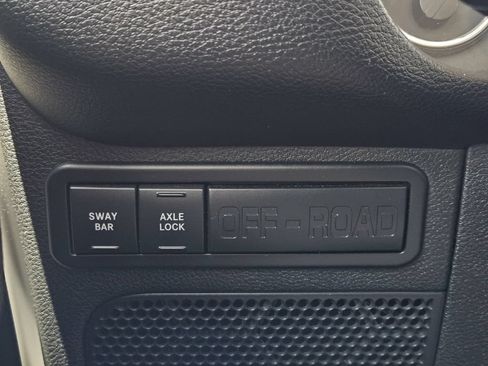 Used 2013 Jeep Wrangler Unlimited Rubicon w/ Connectivity Group AWD/4WD image 20