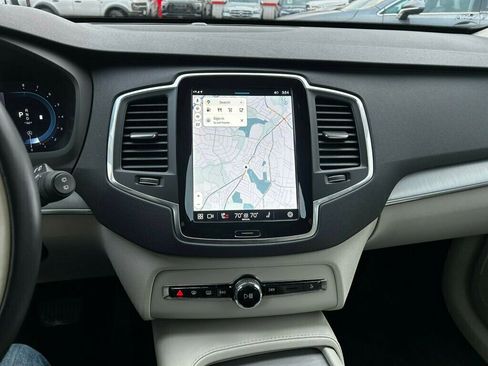Used 2023 Volvo XC90 B5 Core w/ Protection Package Premier image 29