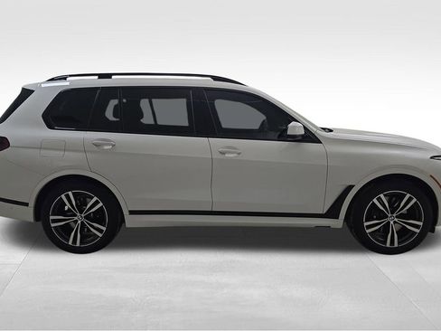 Certified 2024 BMW X7 xDrive40i w/ Executive Package image 10