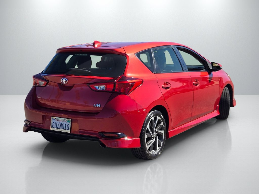 Used 2018 Toyota Corolla iM w/ Carpet Mat Package (TMS) FWD image 4