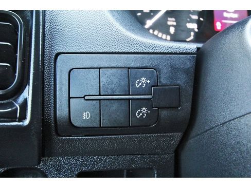 Used 2024 RAM ProMaster 2500 w/ Convenience Group image 17