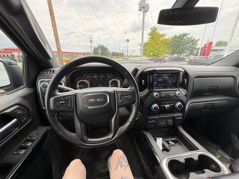 Used 2021 GMC Sierra 1500 AT4 AWD/4WD image 9