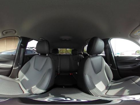 Used 2025 Buick Encore GX Preferred FWD image 43