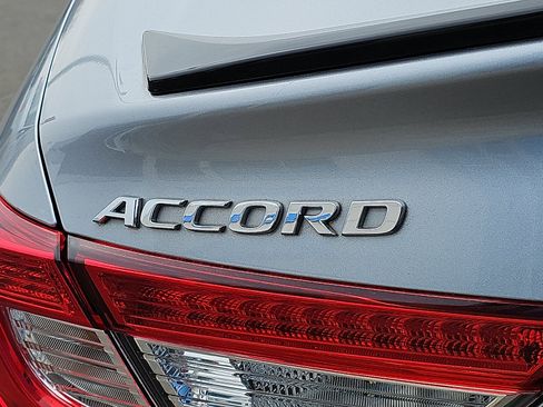 Used 2021 Honda Accord Sport image 31