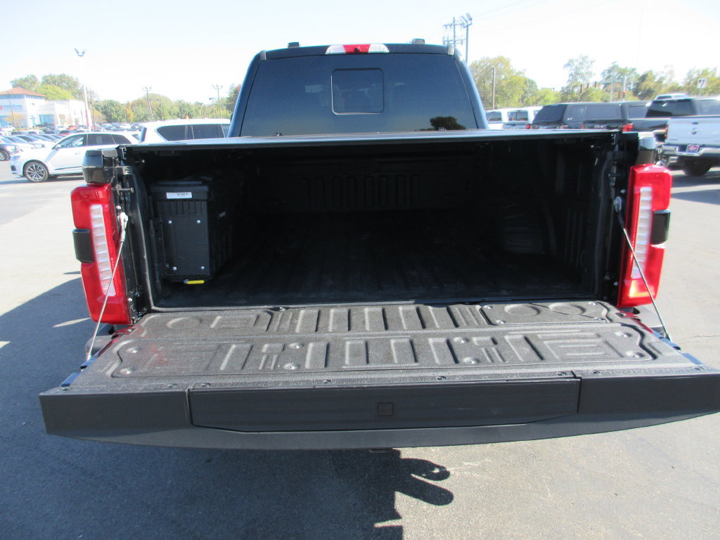 Used 2025 Ford F250 Lariat w/ Lariat Ultimate Package AWD/4WD image 9